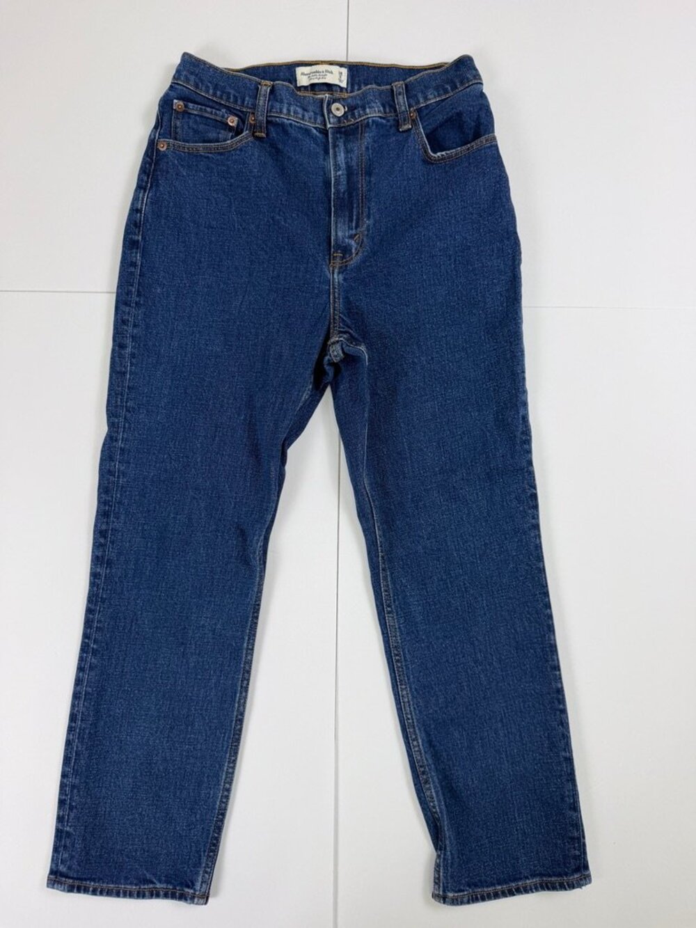 Abercrombie Curve Ultra High Rise Ankle Straight Jeans 28/6